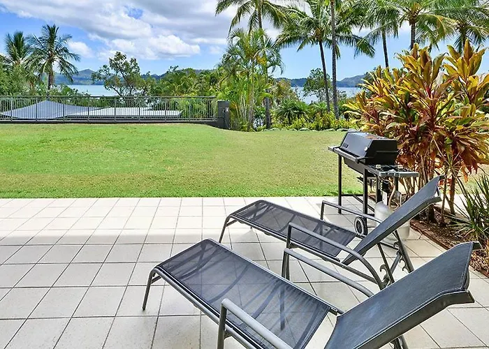 Hibiscus 006 - Hamilton Island