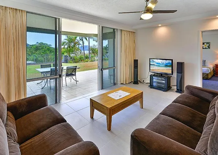 Hibiscus 006 - Hamilton Island